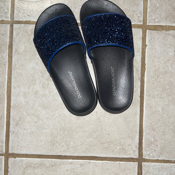 Slides - Picture 1 of 1